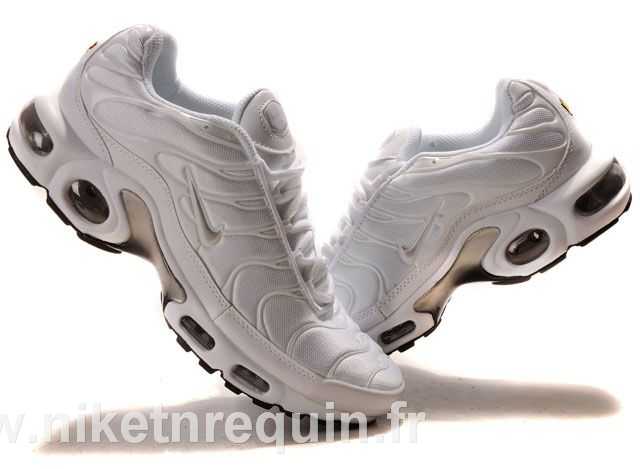 air tn chaussures blanches (2)